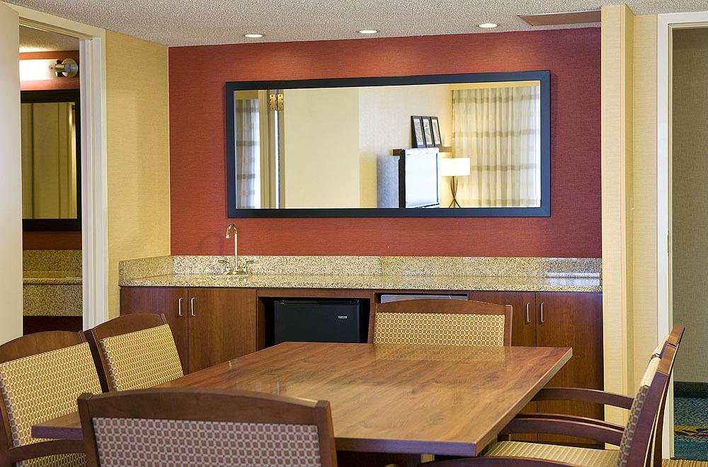 Courtyard By Marriott Denver Airport Luaran gambar